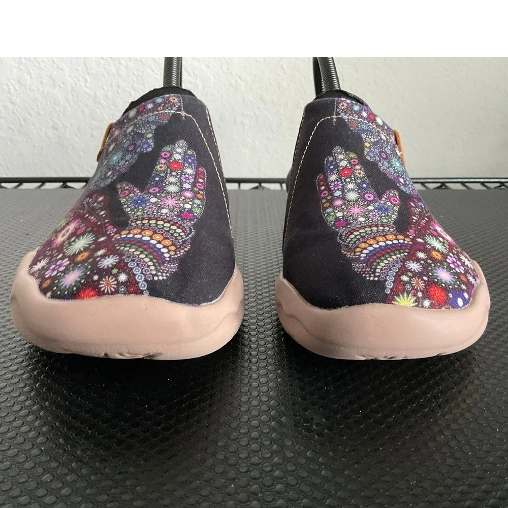 UIN pre loved